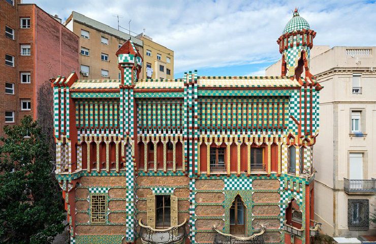 The Vivid and Colorful Restoration of Casa Vicens in Barcelona