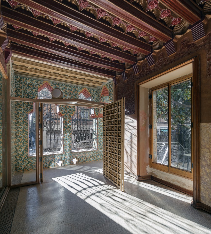 The Vivid and Colorful Restoration of Casa Vicens in Barcelona