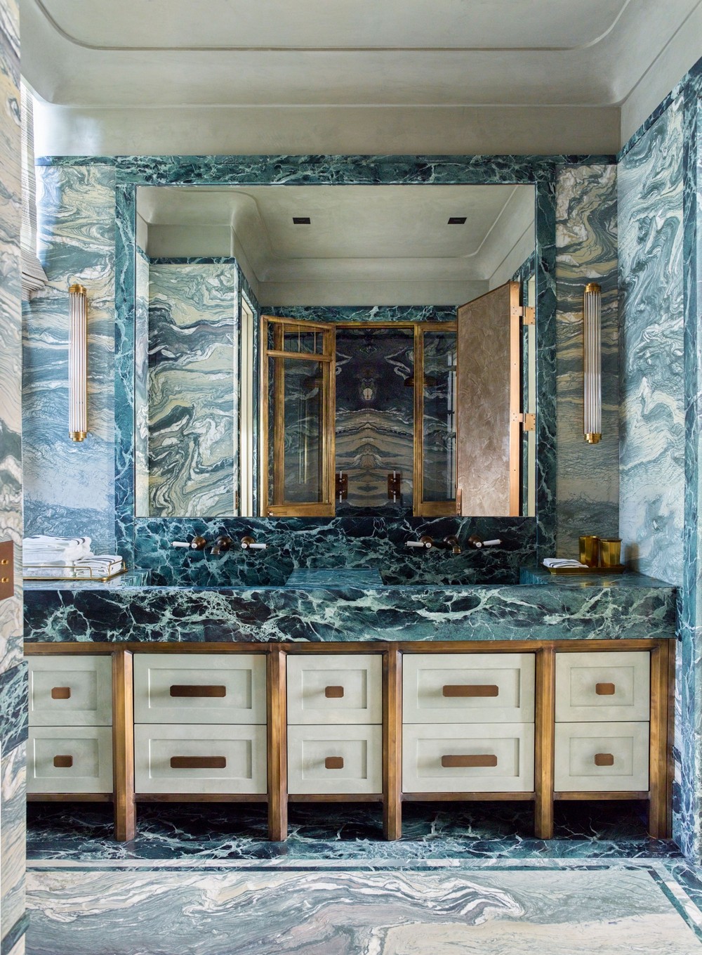 Marble Used as Decor Weapon of Choice by Top Interior Designers 4