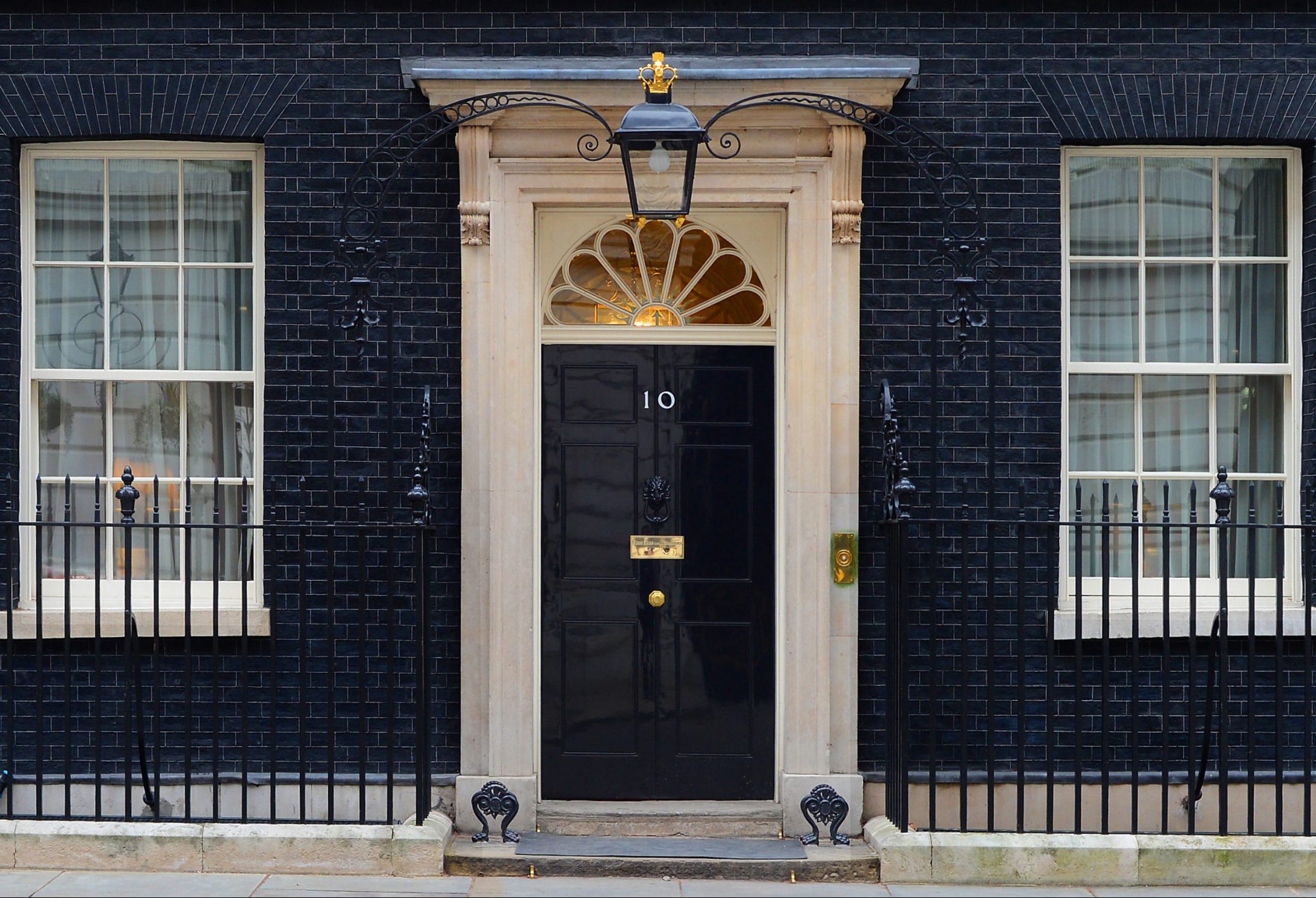 Hardware Pieces Inspired By The Most Famous Doors hardware pieces inspired by the most famous doors Hardware Pieces Inspired By The Most Famous Doors In The World 10 Downing Street