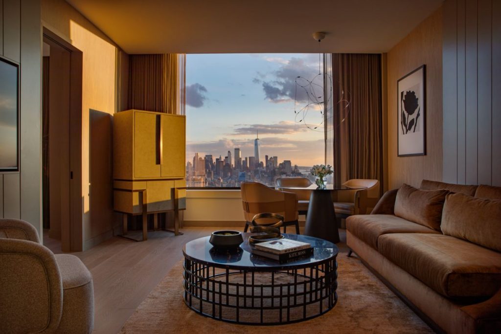 20 LUXURY HOTELS IN NEW YORK - AN OPULENT STAY -Ritz-Carlton New York,