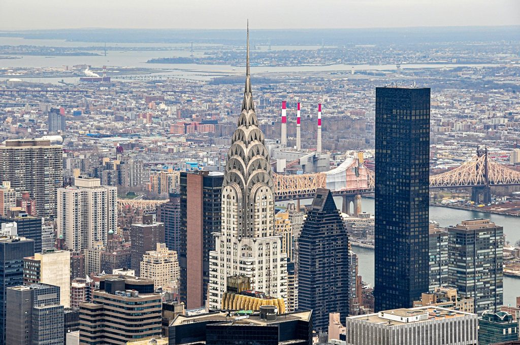 THE MOST ICONIC SKYSCRAPERS IN NEW YORK: ARCHITECTURAL INSPIRATION